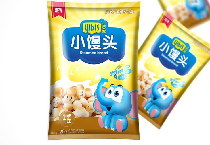 众所周知，文字在包装设计中有着不可替代的作用。一方面，文字具有传达信息的作用，消费者能够通过文字了解商品信息；另一方面，文字在画面中的排版布局，将会影响整体的视觉感受。如何才能将文字运用得更加巧妙值得深思。